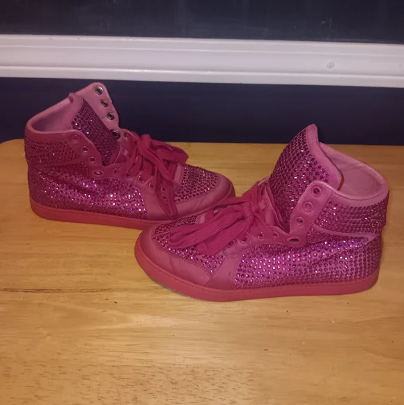 Gucci GG Pink Rhinestone Leather Sneakers Size 5.5 - Picture 2 of 6
